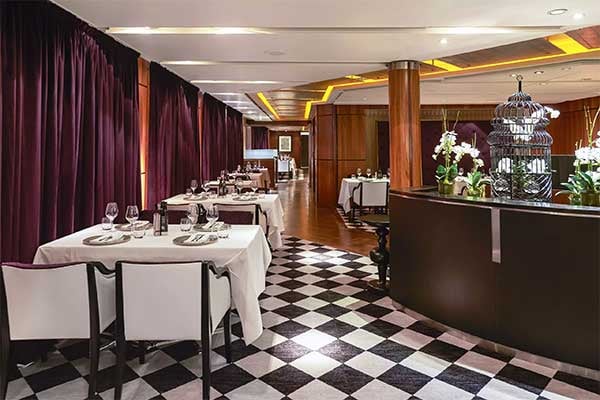 Restaurant.jpg